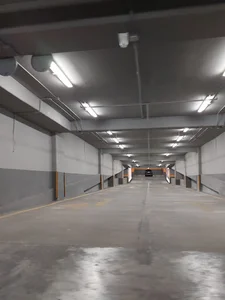 Shiraz Mall parking