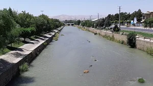پل عابر پیاده پارک ساحلی