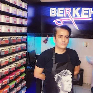 پیرایش برکه (نمایندگی تعمیرات ماشین های اصلاح)