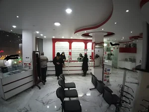 بینایی سنجی و عینک سازی مثبت