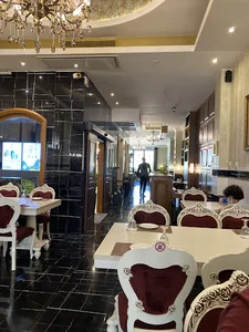 رستوران نمونه