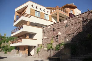 میثم اکبری . معماری تارمه