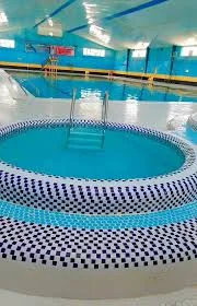 امکانات استخر بهبهان و فواید استفاده از آب سرد 👍👋1) استفاده از حوضچه  آبسرد سیستم ایمنی بدن را قویتر می کند، چرا که آب سرد یک شوک کوچک به بدن  وارد کرده که باعث تحریک سیستم ایمنی بدن می شود., 2) استفاده ...