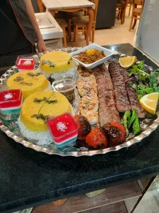 رستوران بهارستان 4