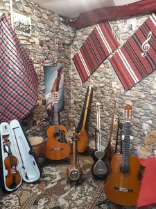 آموزشگاه موسیقی پرنیان