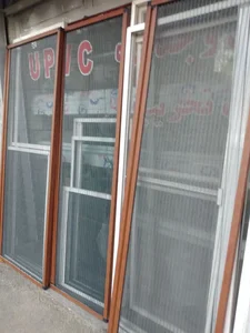 درب و پنجره UPVC در خزانه 4