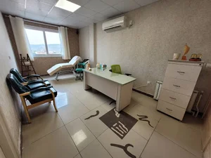 Toranj Skin Center مرکز پوست ترنج دکتر بیتا اکبری کامرانی