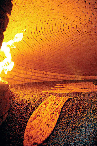 سنگک سنتی پنجه طلا اصغر شاطر