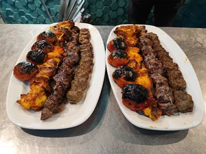 کباب سرای سنتی دلیلی