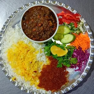 تهیه غذای شیما 3