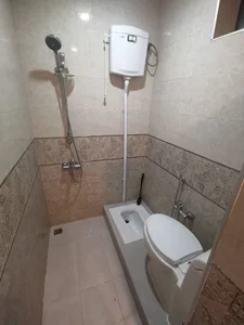 لوله‌کشی و تأسیسات در دبستان 4