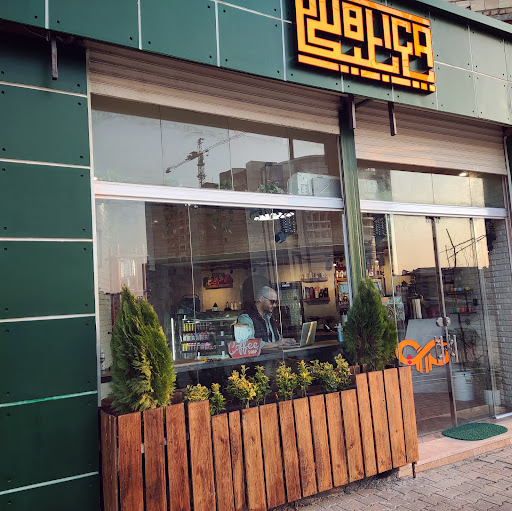 Publica cafe