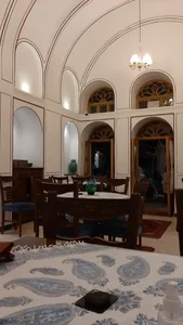 رستوران موسیو آراکل 3