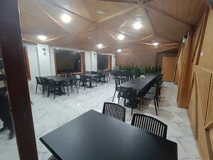 رستوران سیب