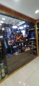 لاوین اسپرت لارا 5