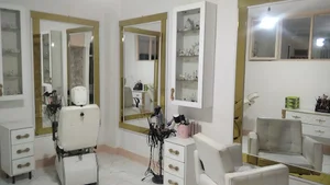 آموزشگاه و آرایشگاه چشمک