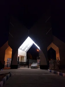 زمین چمن دانشگاه آزاد