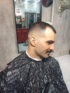 O2 Barber Shop (آرایشگاه اکسیژن)
