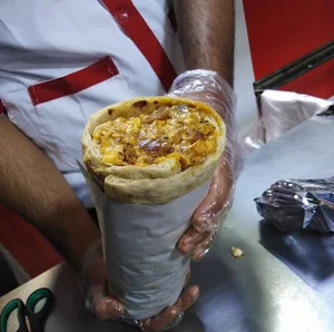 عمو فلافل