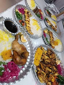 رستوران آویشن 4