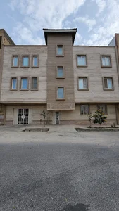 ساختمان آذرشب