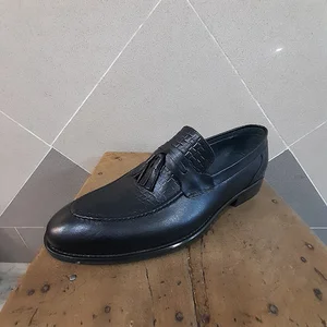 کفش چرمینه