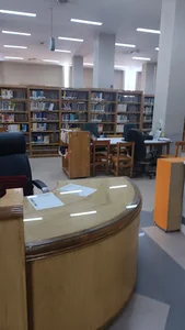 کتابخانه مرکزی دانشگاه رازی