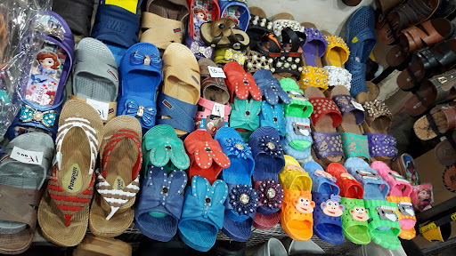 Sandal Fereshteh