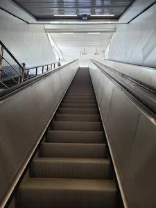 ایستگاه مترو طالقانی