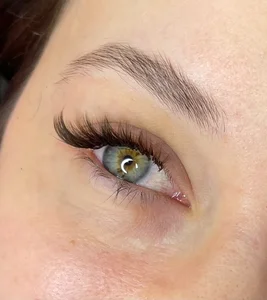 خدمات تخصصی مژه فرزانه فاتحی 2