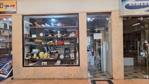 تعمیر انواع لوازم خانگی و اسباب‌بازی های کنترل دار 2