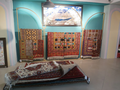فرش دستباف بساک