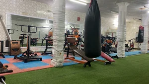 باشگاه بدنسازی بعثت