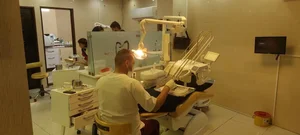 درمانگاه دندانپزشکی ملیکا 4