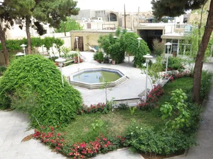 مدرسه علمیه اباصالح المهدی (عج) 2
