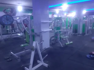 باشگاه پروش اندام پارسا 5