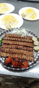 رستوران برجسته(شعبه مرکزی)