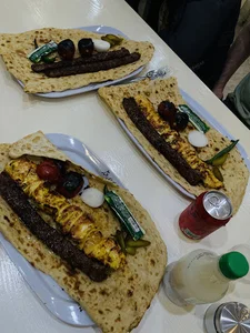 کبابی افشار