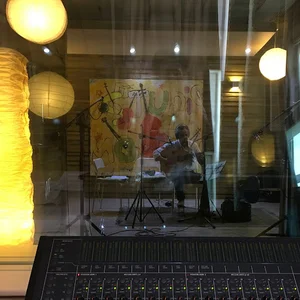 استودیو مدرن (صادق نوری)