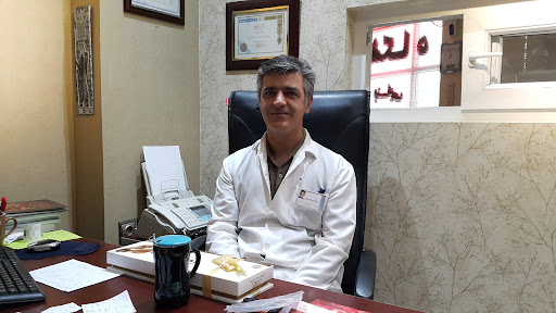 آزمایشگاه تشخیص طبی و آسیب شناسی دکتر بنایی