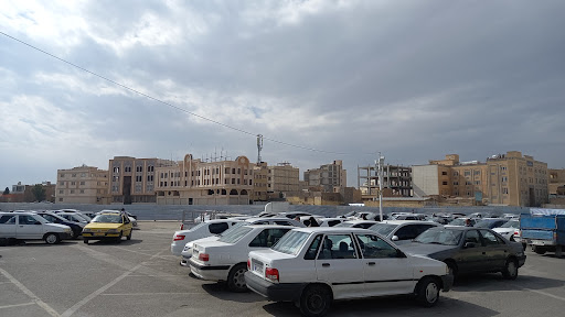 ورودی پارکینگ شرقی حرم
