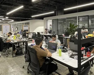 فضای کار اشتراکی هفت‌وهشت