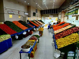 میدان میوه و تره بار عموحسین مرکزی