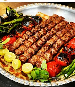 تهیه غذای دایی ممد