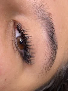مرکز تخصصی اکستنشن مژه زَهوری