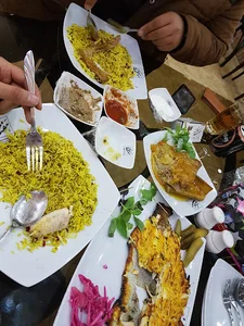 رستوران هفت خوان
