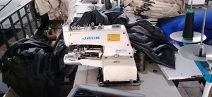 تعمیر چرخ خیاطی صنعتی خیام۰۹۰۵۳۰۷۴۸۴۳