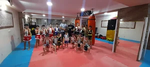باشگاه موی تای تهمتن