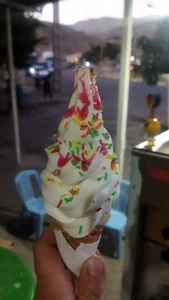 بستنی آبمیوه ئاروکو