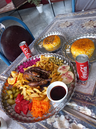باغ رستوران ضیافت